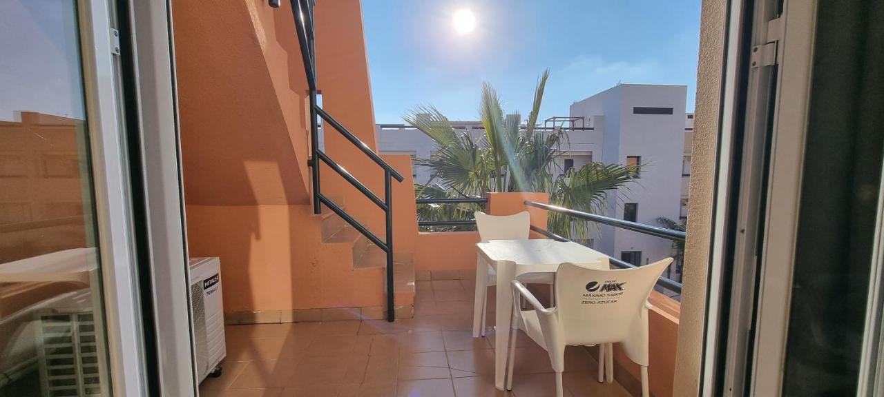 Apartamentos Paraiso: Beachfront Penthouse with Private Rooftop Pool Vera Exterior photo